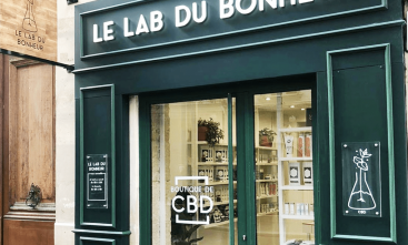 le-lab-du-bonheur-odeon-devanture